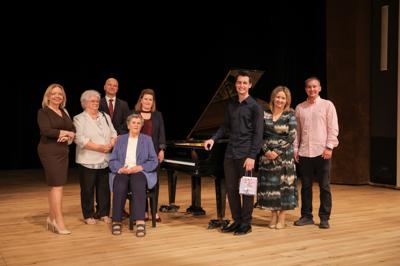 Fotorelacja z koncertu fortepianowego Michała Basisty z okazji 80-lecia Ekonomika