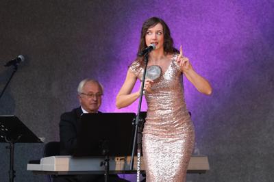 "W krainie uśmiechu" - koncert w Parku im. Miasta Roth