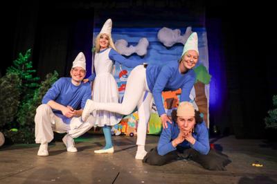 Smerfy. Czy Gargamel zostanie wujem Gargi?