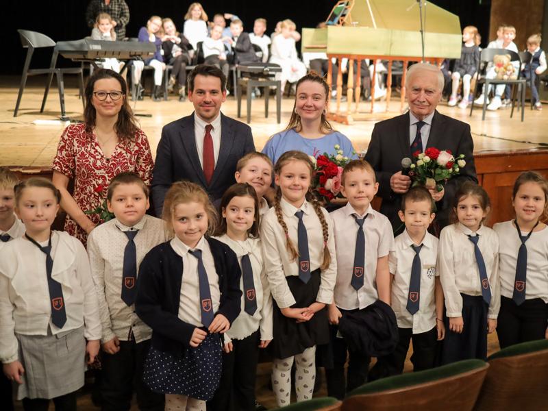 Klawesyn - potomek harfy, poprzednik fortepianu - bohaterem koncertów umuzykalniających