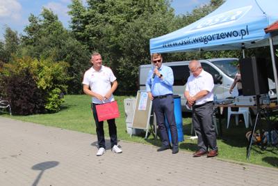 Rodzinny turniej siatkówki plażowej