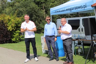 Rodzinny turniej siatkówki plażowej