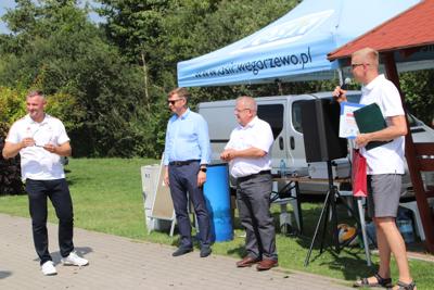 Rodzinny turniej siatkówki plażowej