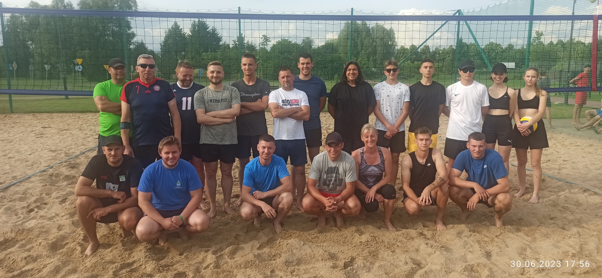Noc Sportowa - Turniej Trójek Siatkarskich