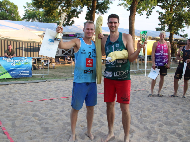 Mistrzowie Węgorzewa w siatkówce plażowej