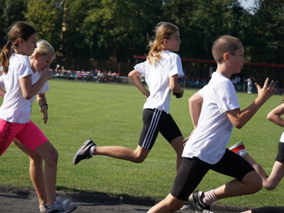 Zawody lekkoatletyczne dzieci