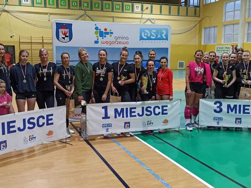 Najlepsze trzy drużyny turnieju walentynkowego