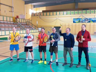 Zwycięzcy ligi tenisa ziemnego w deblu