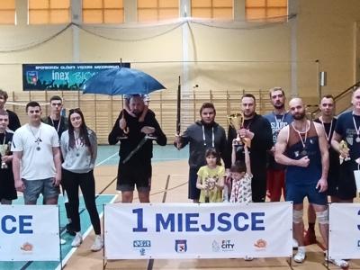 Nagrodzone drużyny turnieju trójek siatkarskich