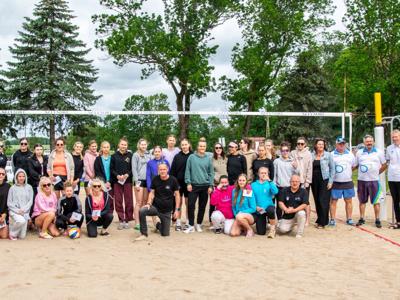 Uczestniczki siatkówki plażowej kobiet w Sztynorcie