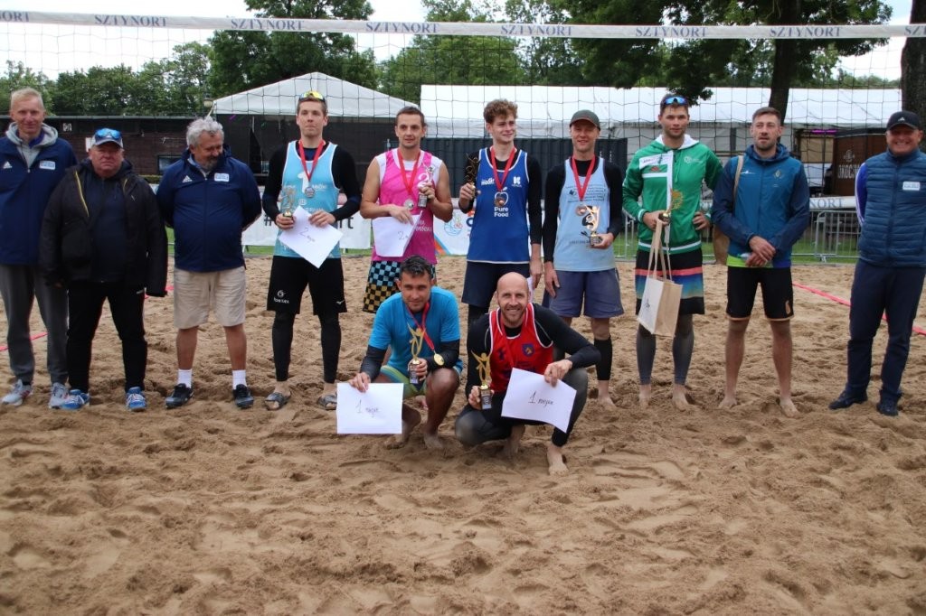 Najlepsze pary w turnieju siatkówki plażowej mężczyzn - Sztynort 24-08-2025