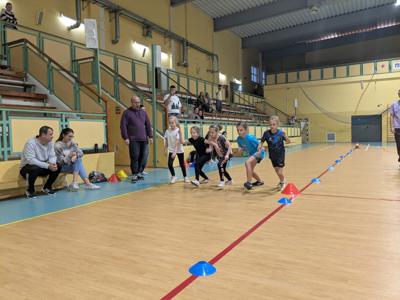 uczestnicy festynu lekkoatletycznego