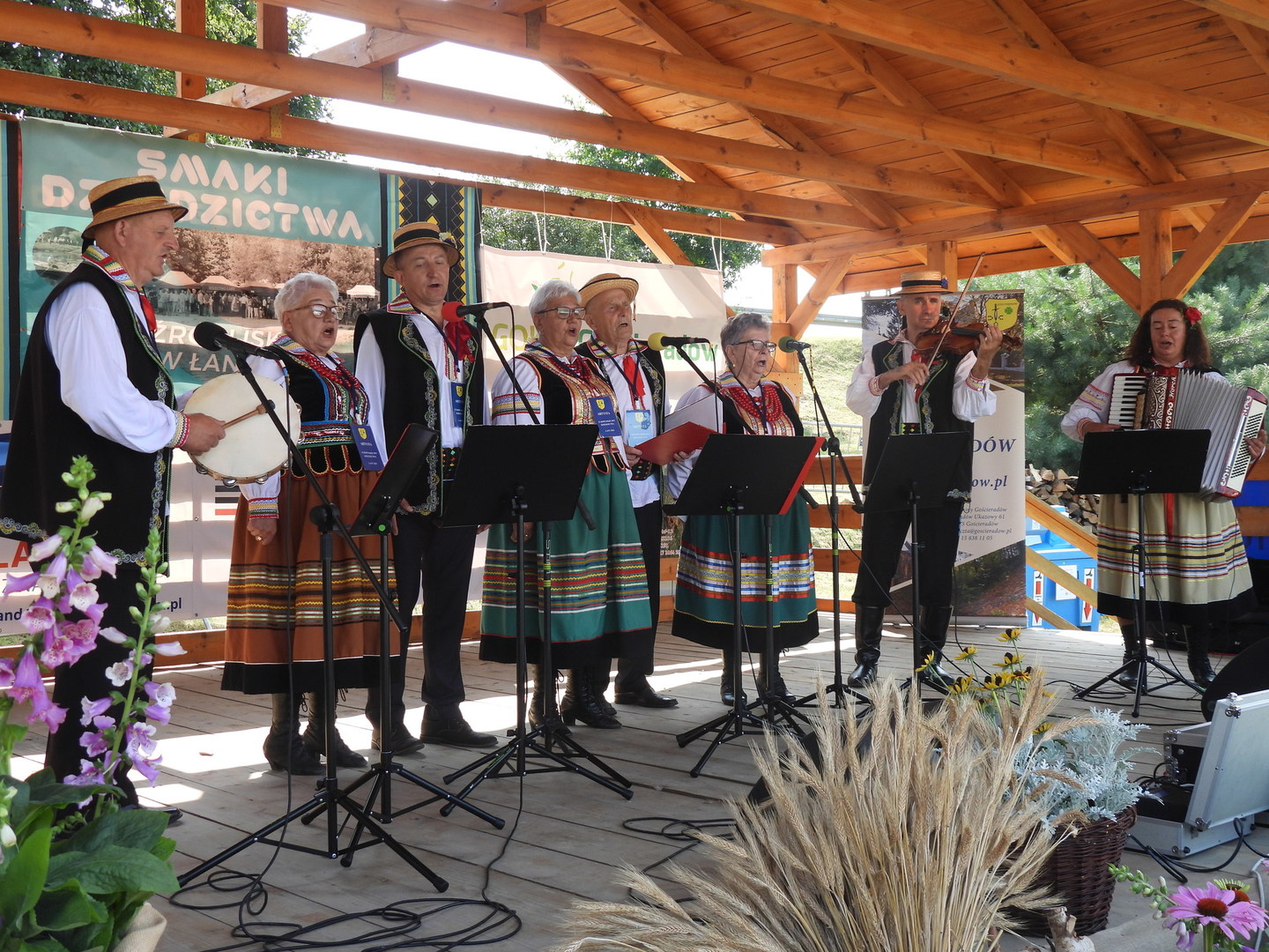 Zespół Ludowy z Księżomierzy [4608x3456]