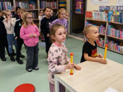 Grupa dzieci.