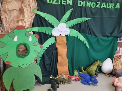 Grupa dzieci podczas zajęć