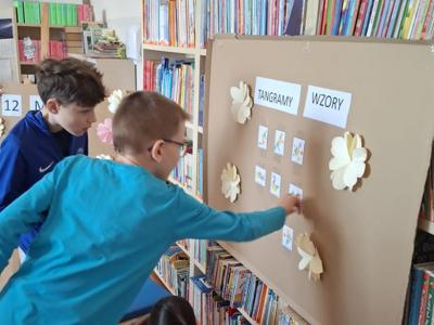Grupa dzieci podczas zajęć - Kościelna Wieś