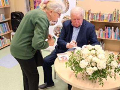 Marian Dziędziel i publiczność