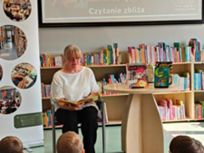 XXIV Ogólnopolski Tydzień Czytania Dzieciom. Dzień 3 - Czytający i dzieci