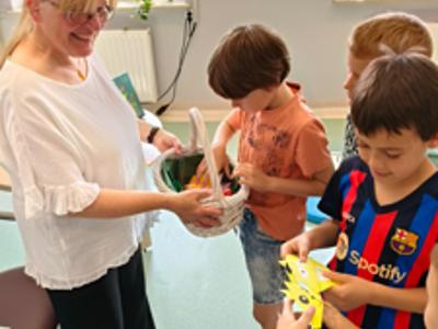 XXIV Ogólnopolski Tydzień Czytania Dzieciom. Dzień 3 - Czytający i dzieci