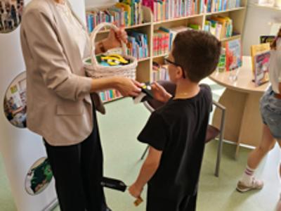 XXIV Ogólnopolski Tydzień Czytania Dzieciom. Dzień 4 - Czytający i dzieci