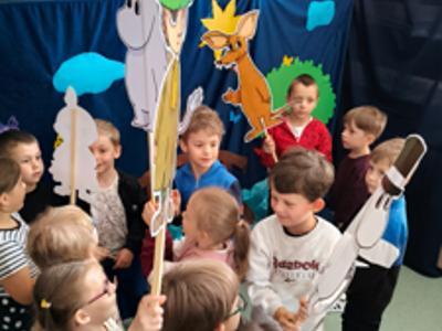 Przedstawienie; Dzień dziecka w Dolinie Muminków