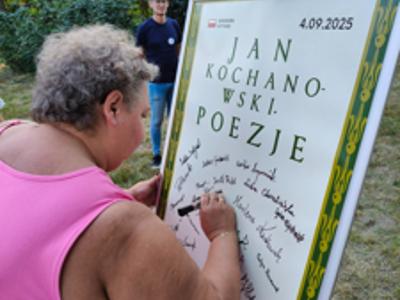 Narodowe Czytanie Gołuchów 2025 - Czytający