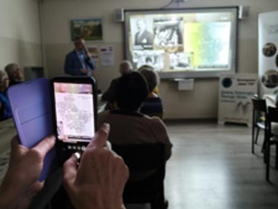  „Tułacze dzieci” – wykład dr. Pawła Głuszka dla studentów GUTW