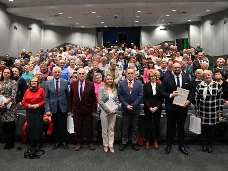 INAUGURACJA_OGÓLNOPOLSKIEJ_KARTY_SENIORA_W_GŁOGOWIE_MŁP_MINIATURA