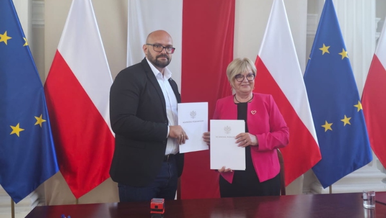 PODPISANIE_UMOWY_KLUB_SENIORA_2025