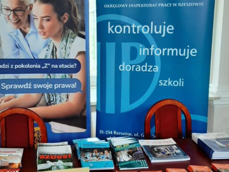 MINIATURA_GIEŁDA_PRACY