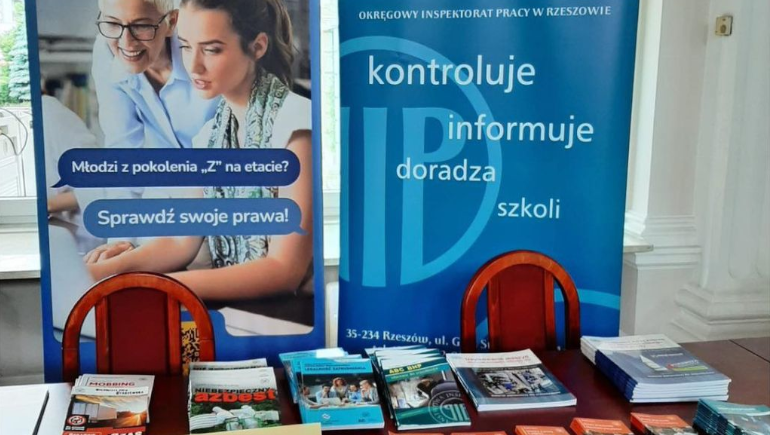 MINIATURA_GIEŁDA_PRACY