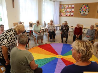  KOLORY, RUCH I TWÓRCZA ENERGIA W SENIOR-WIGOR 8