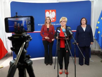 PODKARPACKIE FORUM RAD SENIORÓW