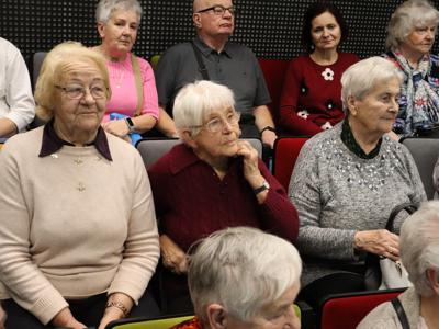 SENIORZY W PODKARPACKIM CENTRUM NAUKI ŁUKASIEWICZA