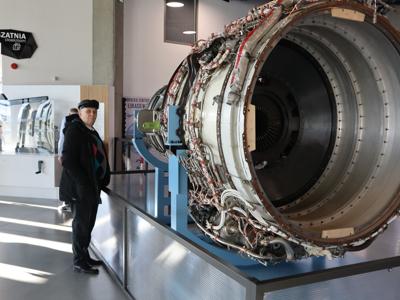 SENIORZY W PODKARPACKIM CENTRUM NAUKI ŁUKASIEWICZA