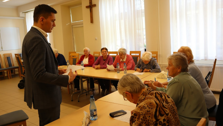 MINIATURA_CYBER_SENIORZY