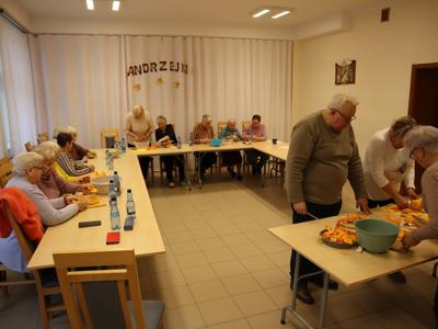 ZDROWY STYL ŻYCIA NA TALERZU – WARSZTATY KULINARNE W „SENIOR-WIGOR”