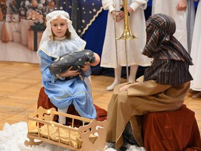 WIECZERZA WIGILIJNA DLA OSÓB STARSZYCH I SAMOTNYCH W GŁOGOWIE MAŁOPOLSKIM