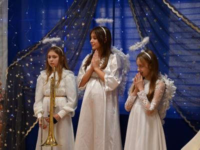 WIECZERZA WIGILIJNA DLA OSÓB STARSZYCH I SAMOTNYCH W GŁOGOWIE MAŁOPOLSKIM