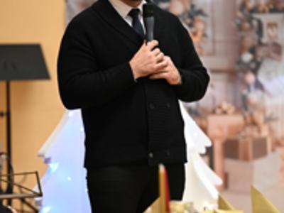 WIECZERZA WIGILIJNA DLA OSÓB STARSZYCH I SAMOTNYCH W GŁOGOWIE MAŁOPOLSKIM