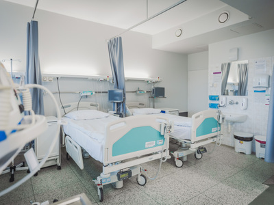 Sala z łóżkami na oddziale