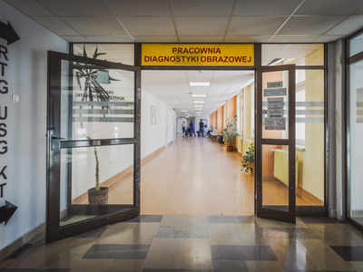 Wejście do pracowni diagnostyki obrazowej 