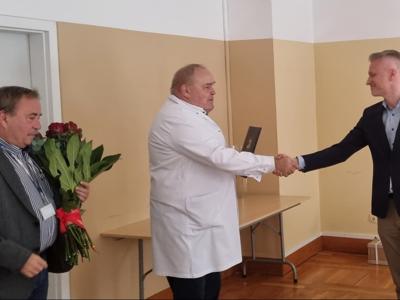 zdjęcie z spotkania pożegnalnego Zastępcy Dyrektora Macieja Sobkowskiego
