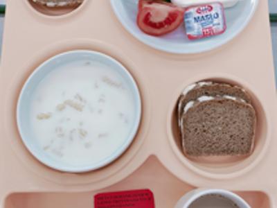 Posiłek na dzień 07.03.2025 roku - śniadanie dieta cukrzycowa - dieta z ograniczeniem łatwo przyswajalnych węglowodanów