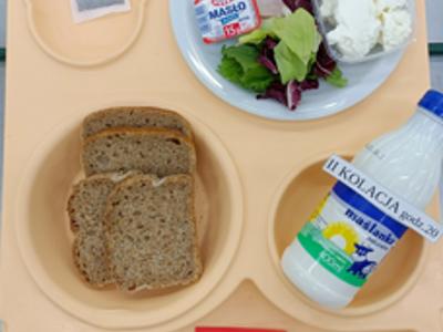 Posiłek na dzień 12.03.2025 roku - kolacja dieta cukrzycowa- dieta z ograniczeniem łatwo przyswajalnych węglowodanów