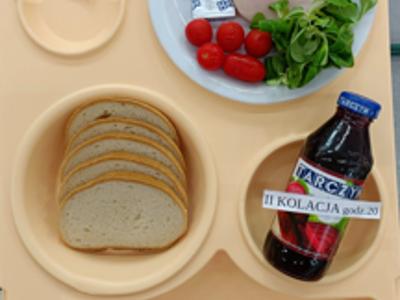 Posiłek na dzień 28.04.2025 roku - kolacja dieta łatwostrawna bogatobiałkowa