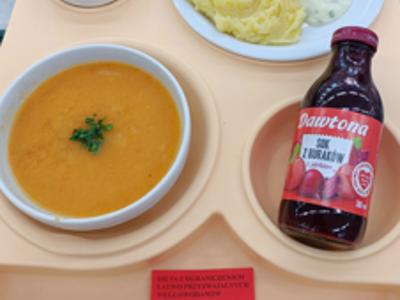 Posiłek na dzień 12.05.2025 roku - obiad dieta cukrzycowa - dieta z ograniczeniem łatwo przyswajalnych węglowodanów.