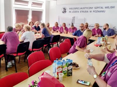 Pielęgniarki podczas spotkania z okazji Międzynarodowego Dnia Pielęgniarki i Położnej 