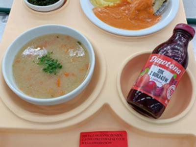 Posiłek na dzień 29.08.2025 roku - obiad dieta cukrzycowa - dieta z ograniczeniem łatwo przyswajalnych węglowodanów.