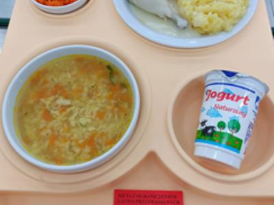 Posiłek na dzień 03.09.2025 roku - obiad dieta cukrzycowa- dieta z ograniczeniem łatwo przyswajalnych węglowodanów.